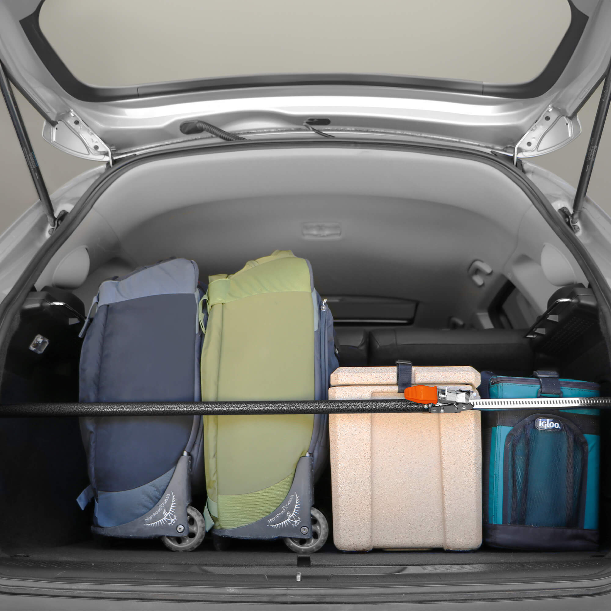 AdjustableCargoBar_100T66_StudioImage3.jpg