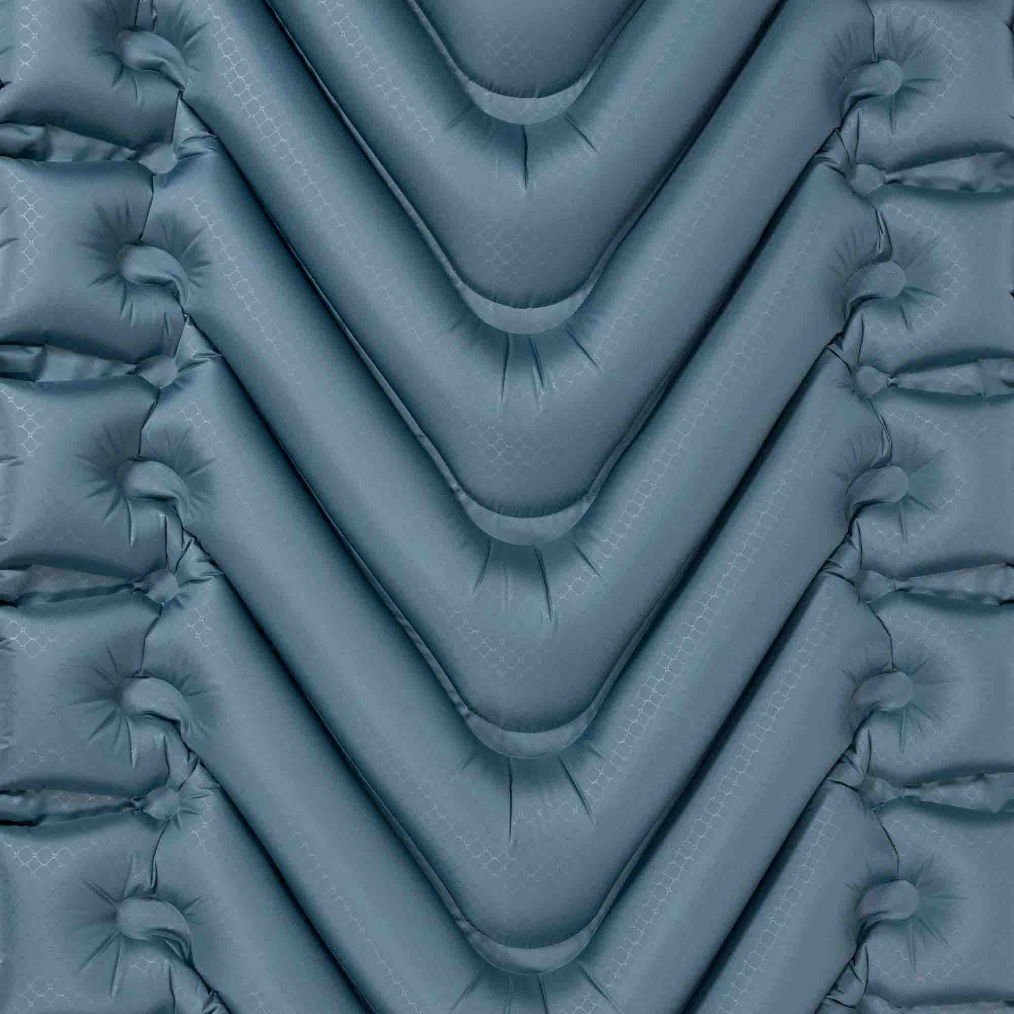 Klymit_StaticVLuxeSL_06LLBL01D_CloseV_v1_2000x2000_low.jpg