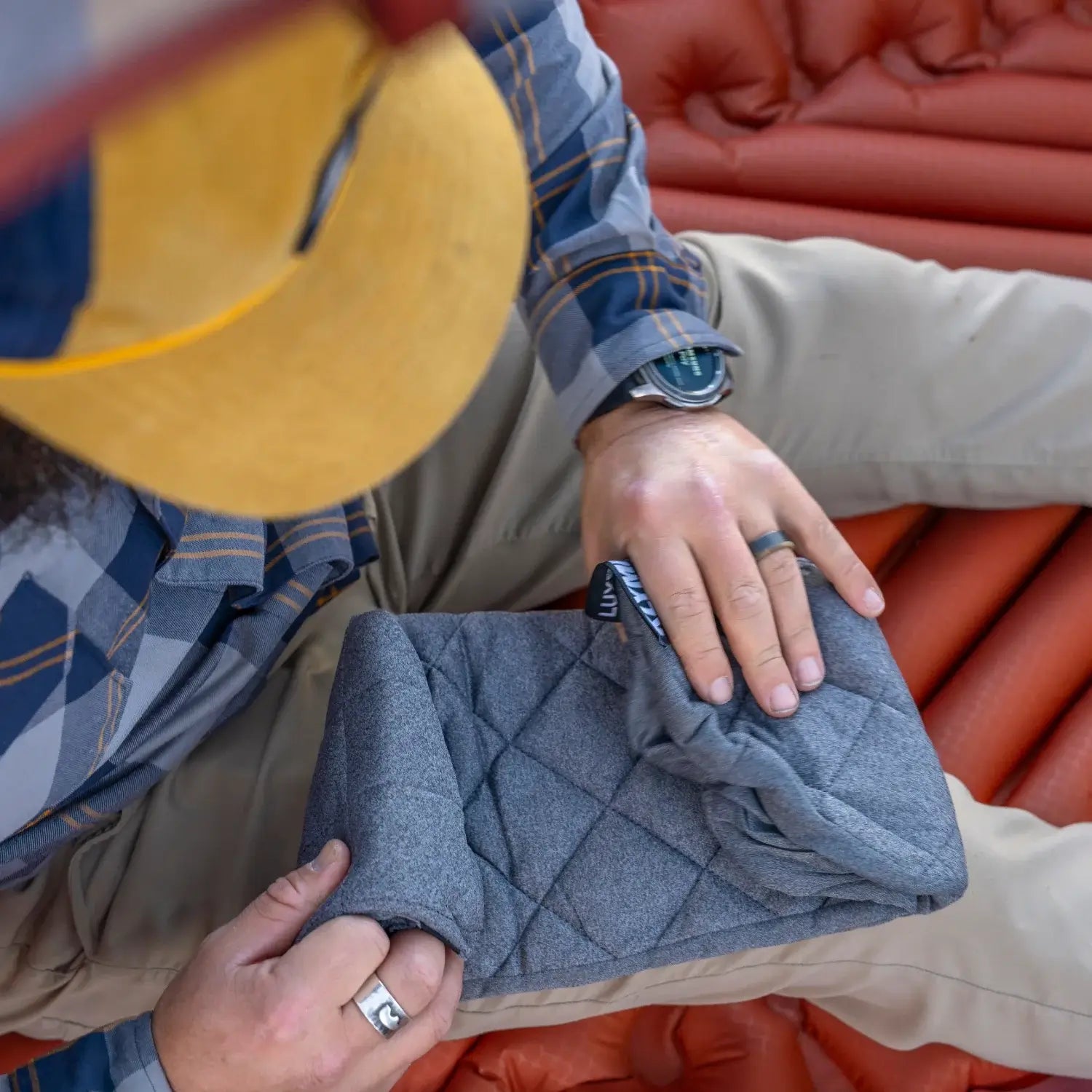 PillowXLuxe-Summit-12LPGY02E-LS08-1500x1500-1.jpg